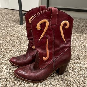 Burgundy Red/Tan Heeled Cowboy Boots Size 8.5